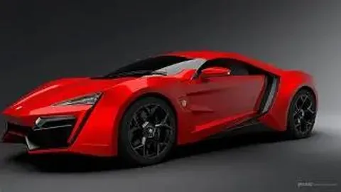 成都街头惊现高圆圆赵又廷甜蜜牵手