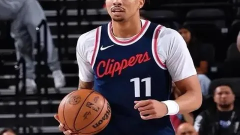 2025年2月18日凌晨7点33分40秒